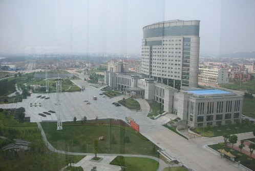 東陽國稅局室外空調(diào)機組噪聲治理項目